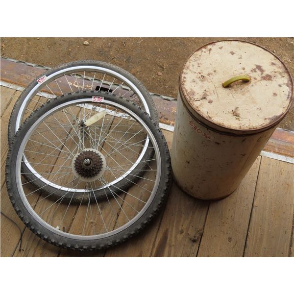 2 bike Tires + Metal Garbage can