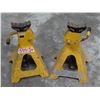 Image 1 : Pair of 2 Ton Jack stands
