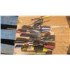 Image 3 : lot of assorted screwdrivers
