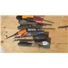 Image 2 : lot of assorted screwdrivers