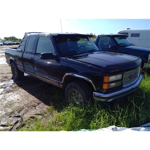 1994 GMC Sierra  4X4  ext cab NO KEY  AS IS  VIN 2GTEK19K3R1569694