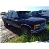 Image 1 : 1994 GMC Sierra  4X4  ext cab NO KEY  AS IS  VIN 2GTEK19K3R1569694