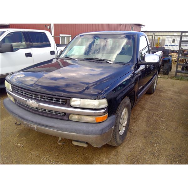 1999 Chev Silverado straight cab 1500 2 WD  runs and drives has key  Sask reg  VIN 1GCEC14TOX2142295