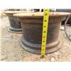 Image 3 : 2 Round Baler Rims 15"