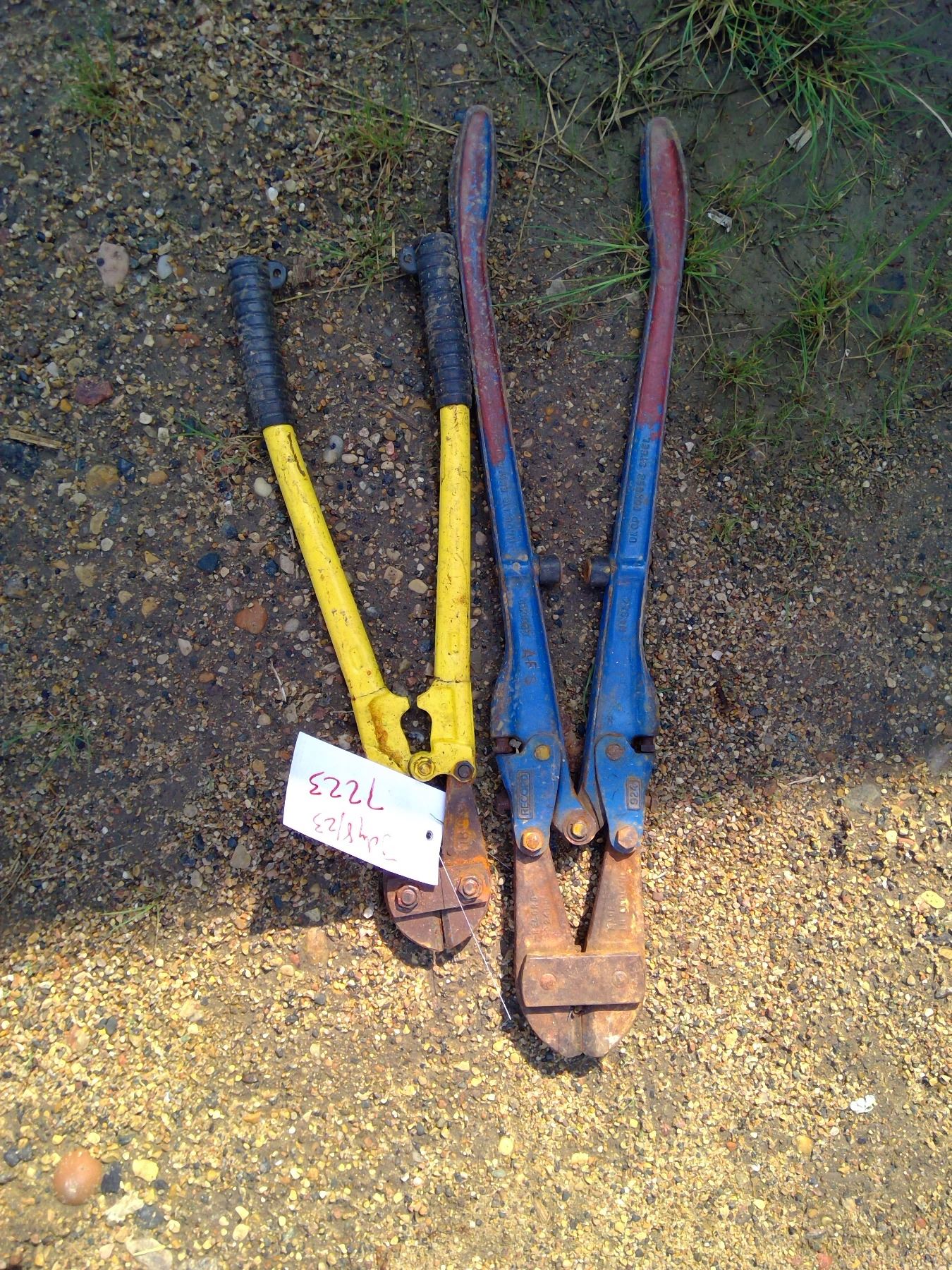 2 Bolt Cutters 2-bolt-cutters