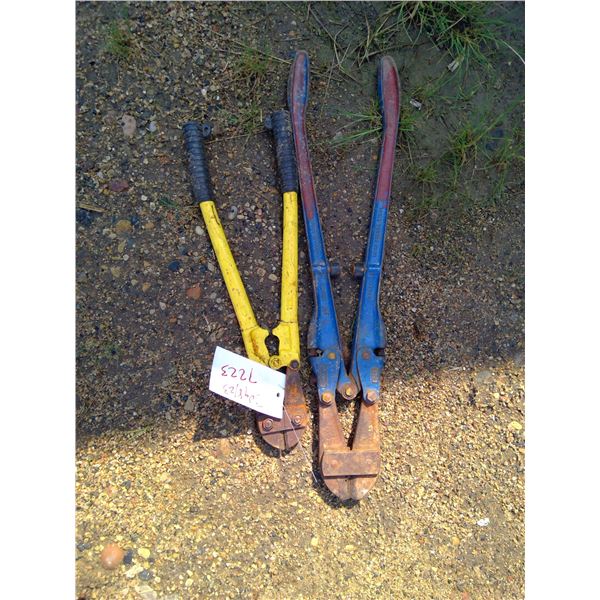 2 bolt cutters
