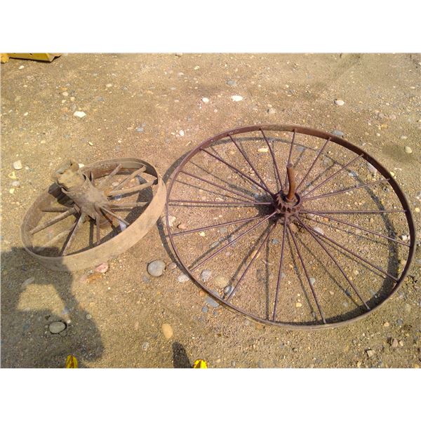 2 steel wheels ( 30 and 53" diameter)