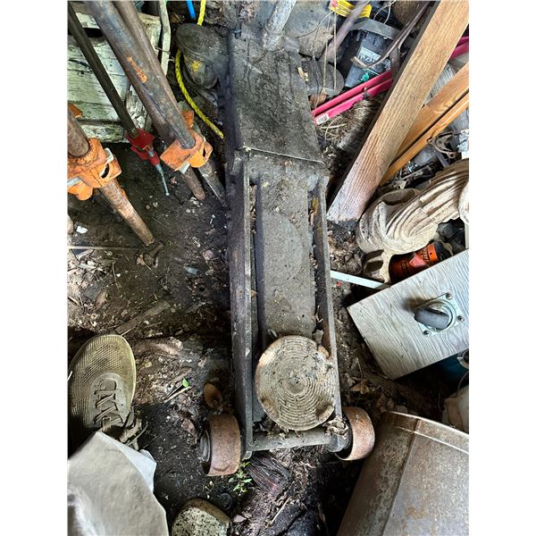 Floor jack - large, 43" long - handle is 48"