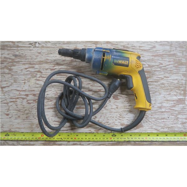 dewalt versa-clutch electric screwdriver