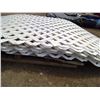 Image 2 : Approx 20 sheets used lattice on pallet ( some 4 X 8' some partial sheets)