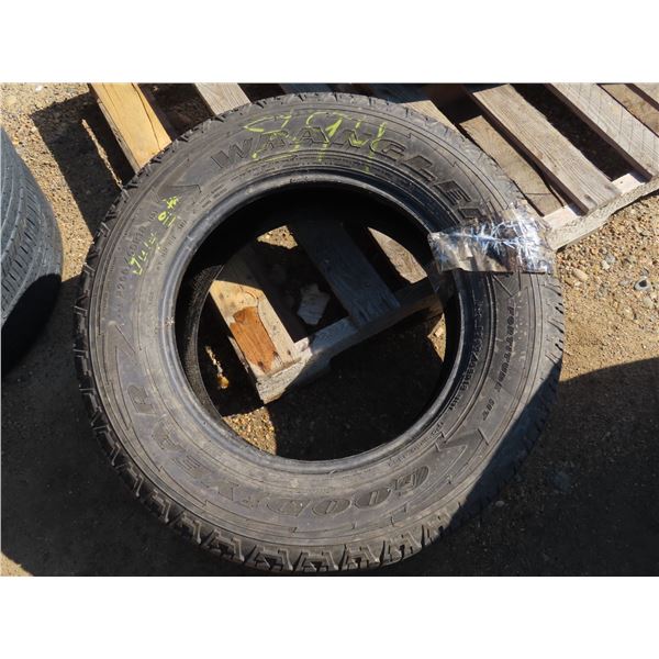 P265/65R18 112T Wrangler Fortitude HT Tire - like new