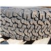 Image 3 : LT 255/70R18 117/114S All Terrain T/A KO2 BF Goodrich tire - like new