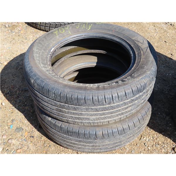 Pair of 2 225/65R17 102T Yokohama Avid S33 tires with rims