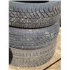 Image 5 : Set of 3 225/65R17 102T Goodyear Ultra grip tires