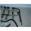 Image 4 : Vintage brace drills, hand scythes & draw knife