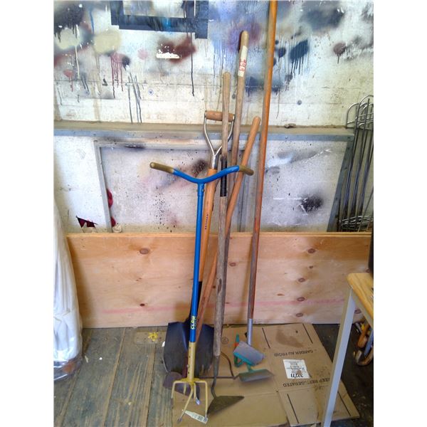 spade, hoes and claw