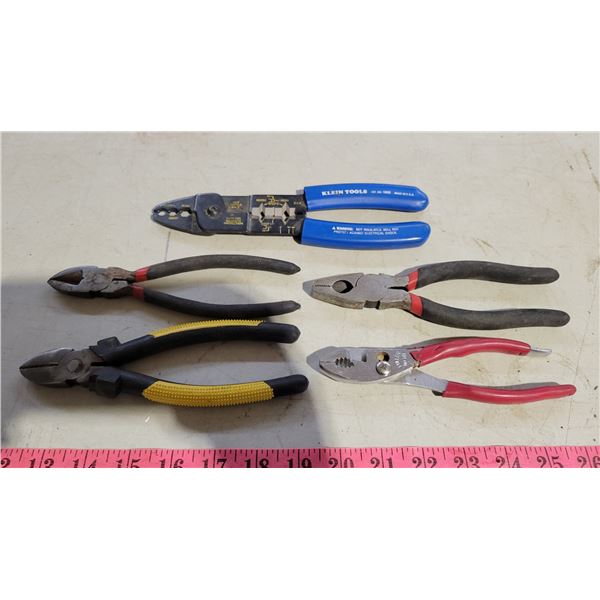 Lot of Pliers