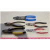 Image 1 : Lot of Pliers