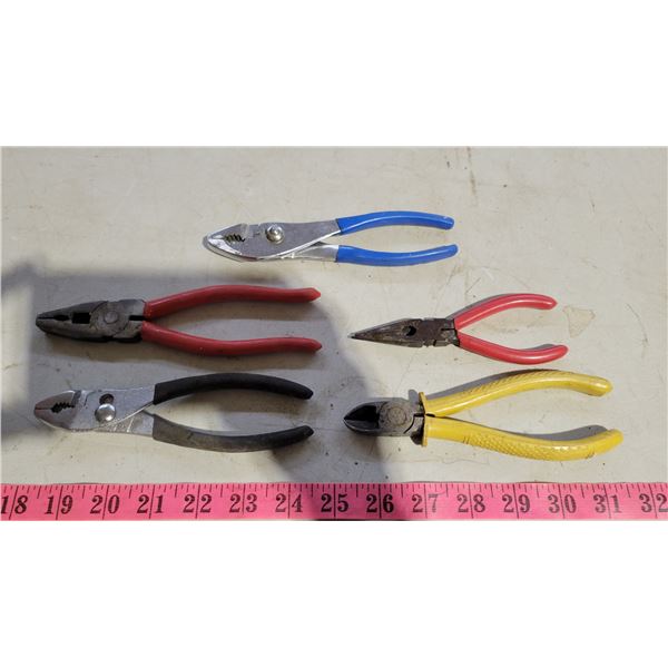 Lot of Pliers