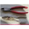 Image 2 : Lot of Pliers