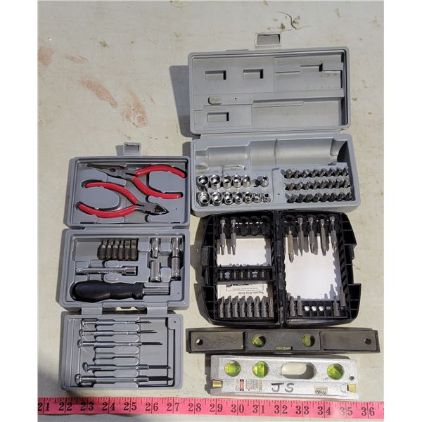 Partial Bit Set, Plier Set and 2 Levelers