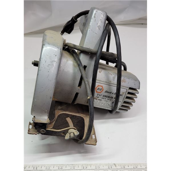 Black and Decker 71/4" Circular Saw