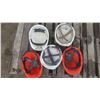 Image 3 : 5 hard hats