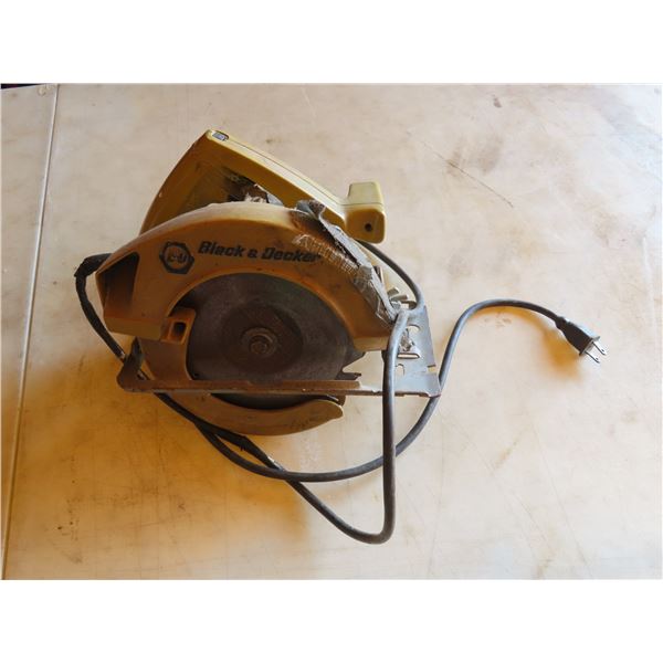 Black and Decker circular saw