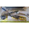 Image 2 : assorted tools
