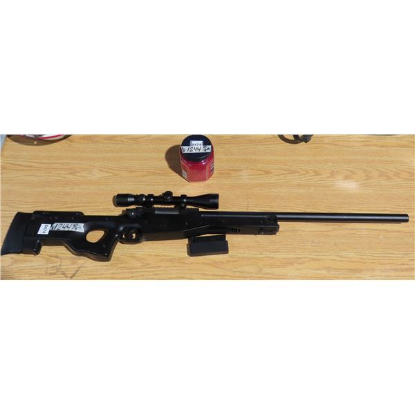 C-Tax 6mm BB Airsoft rifle with scope + Crossman container of plastic bb's