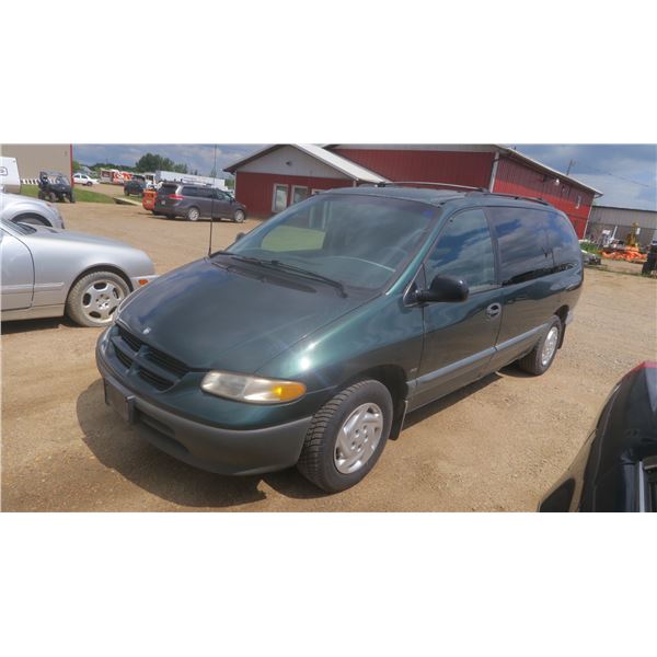 1996 Dodge Grand Caravan SE - SK registered, new tires, as-is, unknown kms - 2B4GP44R0TR505358