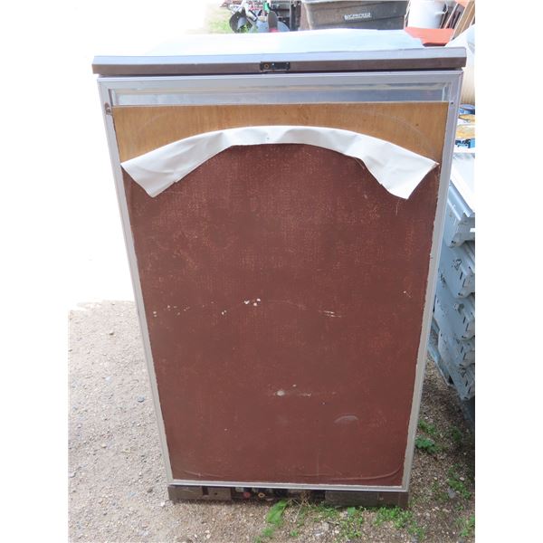 Vintage Gas/electric fridge