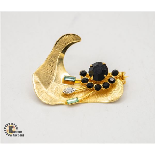 SMALL GOLD TONE LEAF BROOCH FEATURING