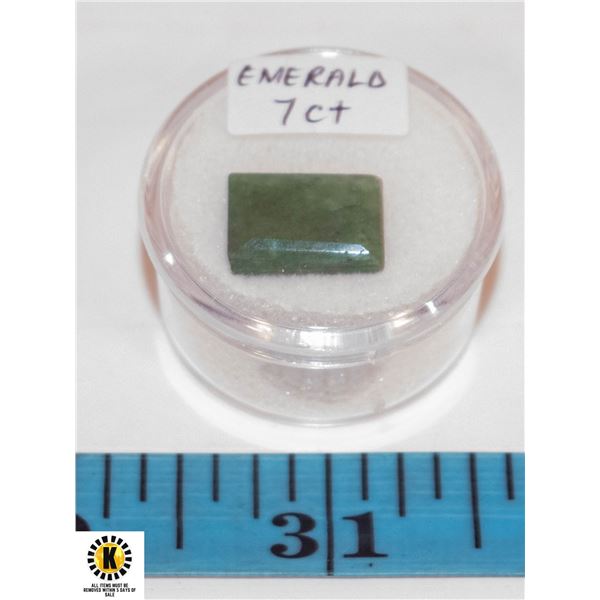 7CT GENUINE NATRUAL EMERALD GEMSTONE