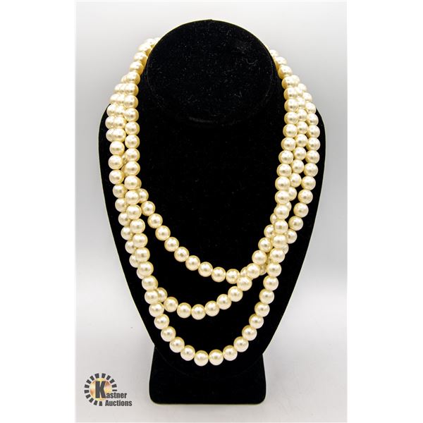 VINTAGE PEARL NECKLACE MADE