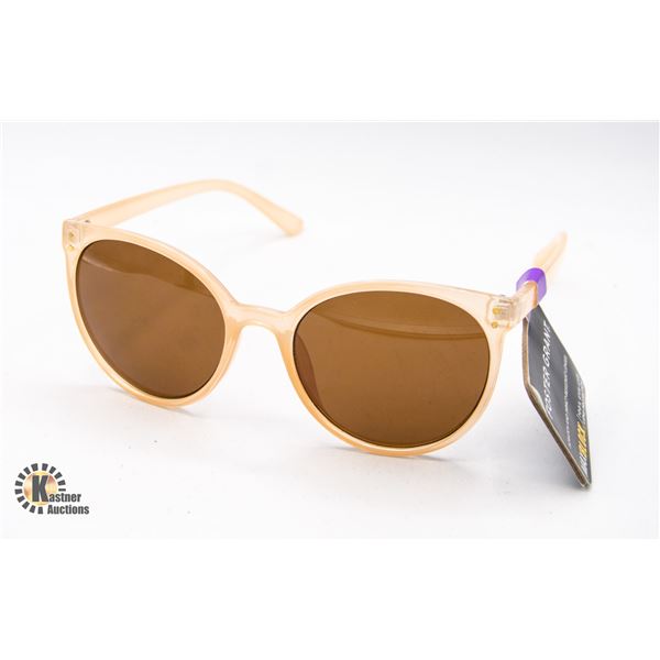 FOSTER GRANT SUNGLASSES