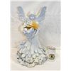 Image 1 : ANGEL YARD & GARDEN SOLAR LAMP STATUE