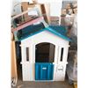 Image 1 : KIDS RESIN PLAYHOUSE