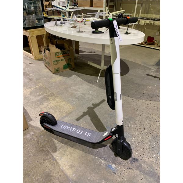 SEGWAY ES4 WITH BATTERY, AND CHARGER - Able Auctions