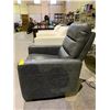 Image 2 : *TESTED WORKING* LEATHER ROCKING ELECTRIC RECLINER WITH USB PORT & POWER CORD