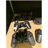 Image 2 : SONY PLAYSTATION 2 WITH 5 CONTROLLERS (NO POWER CORD)