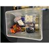 Image 2 : BIN OF ASSORTED JEWELRY & WATCHES