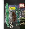 Image 2 : BAG OF ASSORTED JEWELRY