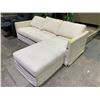 Image 2 : 2-PC SECTIONAL SOFA WITH CHAISE (CLEANING REQUIRED)