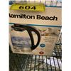 Image 2 : 2 HAMILTON BEACH KETTLES