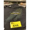 Image 2 : SHELF LOT OF STAR TREK SHIRTS SIZE SMALL AND MEDIUM