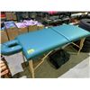 Image 1 : NORTHERN TOUCH MASSAGE TABLE AND CARRYING BAG