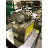Image 2 : MEAT GRINDER