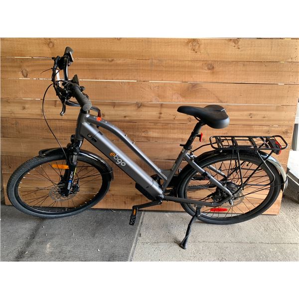 *UNKNOWN WORKING CONDITION* EBGO ELECTRIC BICYCLE WITH BATTERY (NO KEY NO CHARGER, MISSING FRONT