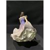 Image 3 : ROYAL DOULTON FIGURE "A GYPSY DANCE" HN 2230 APPROX 7"